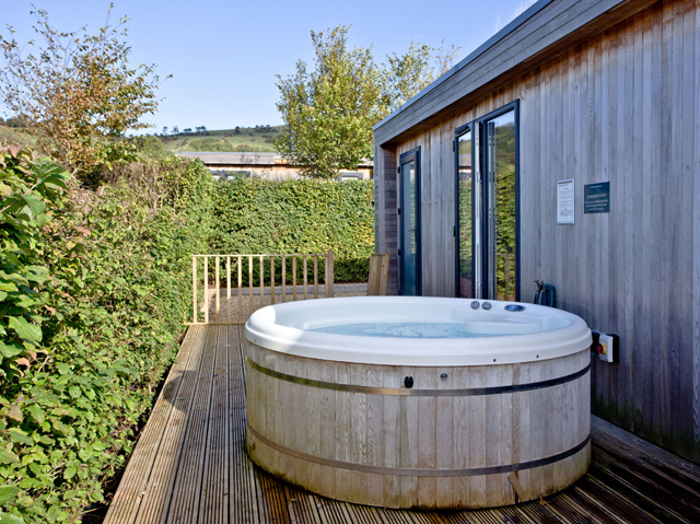 10 Beautiful Cottages near Bristol