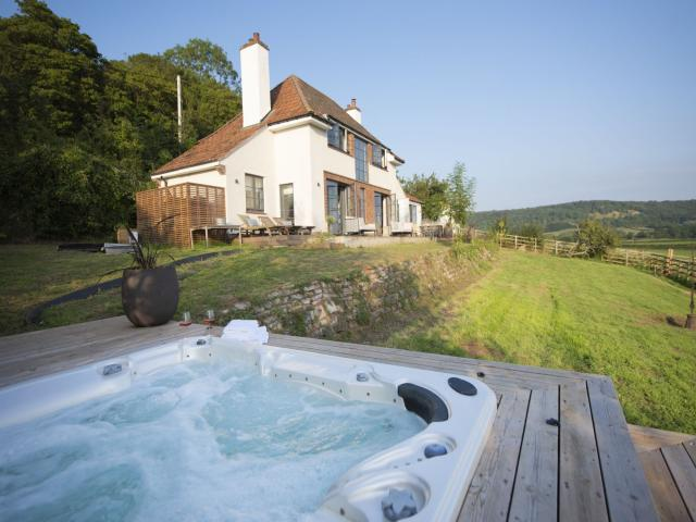 The Top Holiday Cottages Near Weston Super Mare